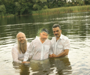 Frank Seidler und Arash bei der Taufe