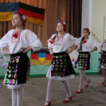 Kinder tanzen- Schule - Krankenhaus